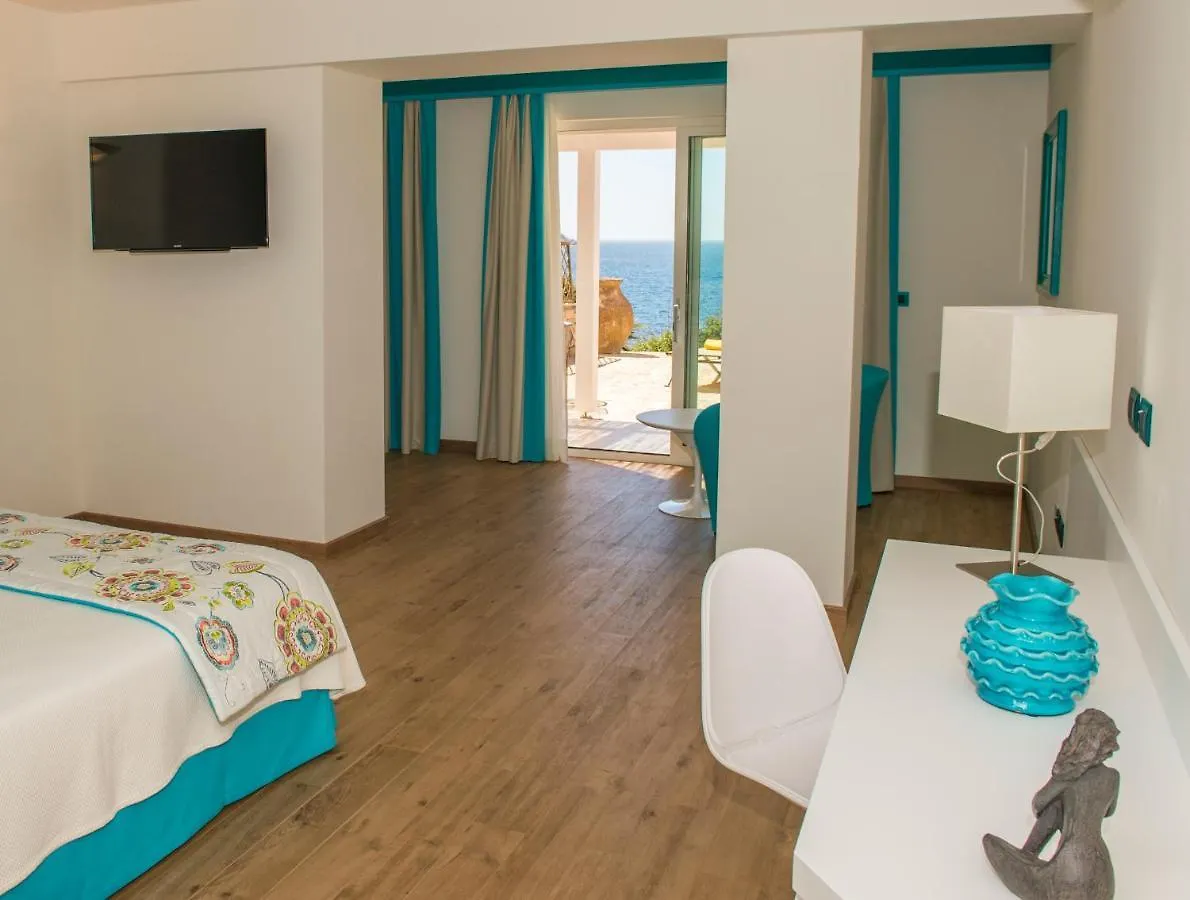 El Faro Hotel & Spa Alghero 4*,