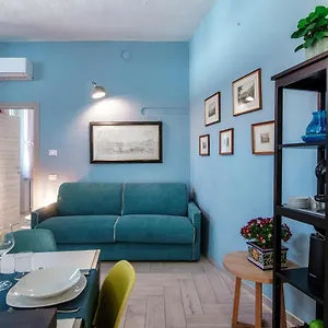 Barbablue Flat - The House Of Travelers , Côme Italie