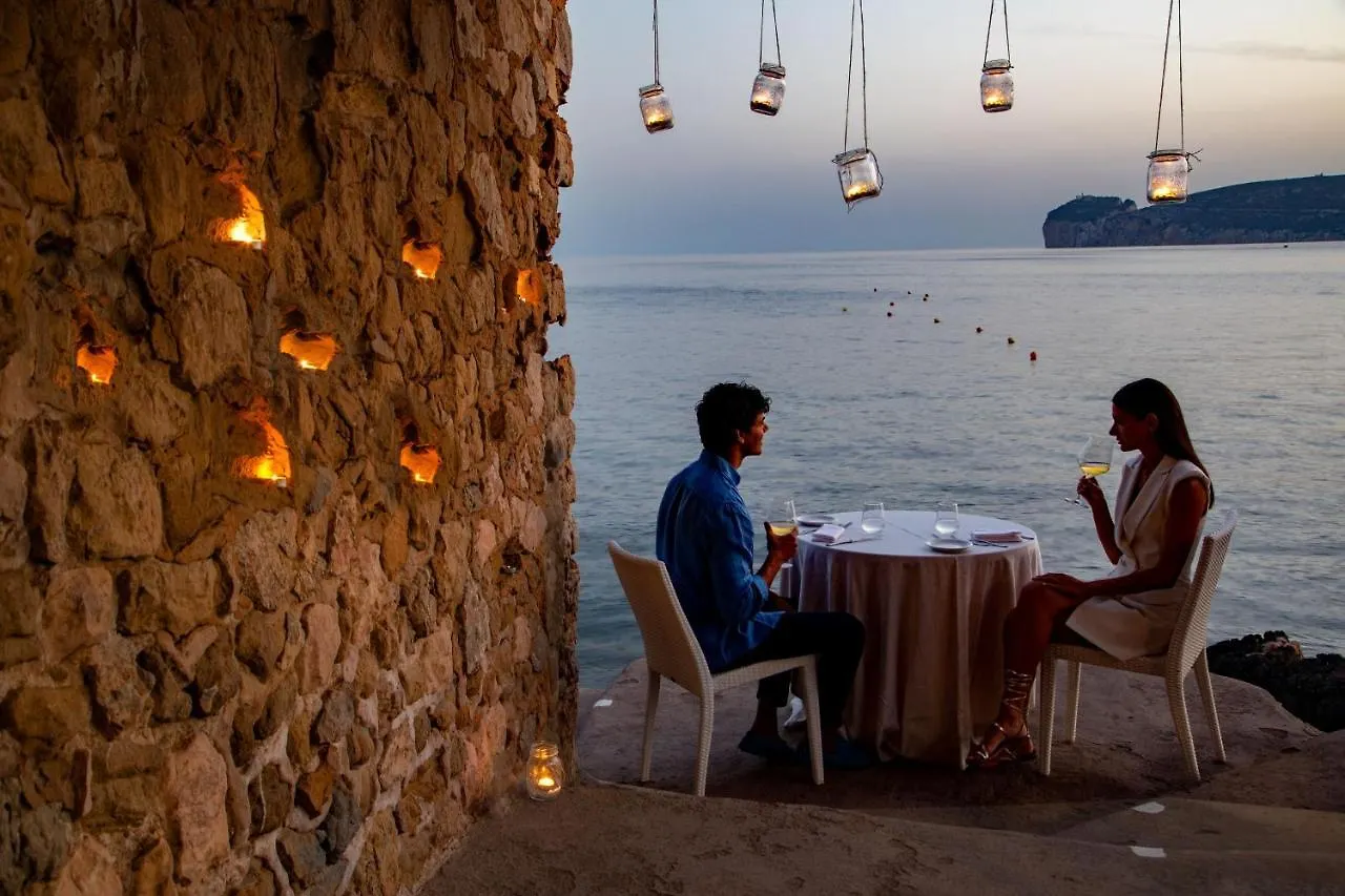 El Faro Hotel & Spa Alghero 4*,